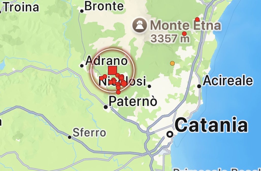 TERREMOTO 4.5 IN SICILIA: CROLLATI MURI DI STRADE, TETTI DI CASE E LESIONI A NUMEROSI EDIFICI