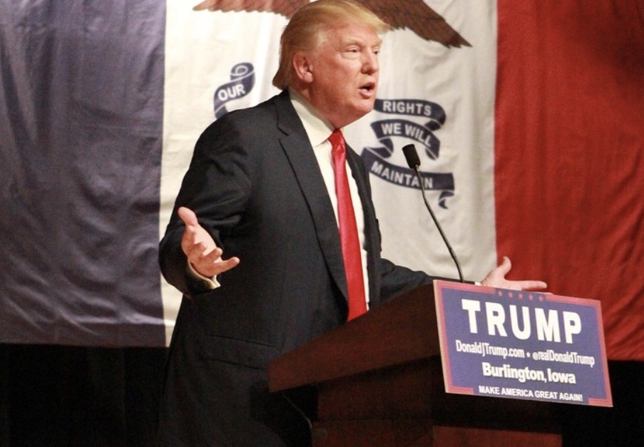 TRUMP RICOVERATO? LA CASA BIANCA CERCA DI SMENTIRE