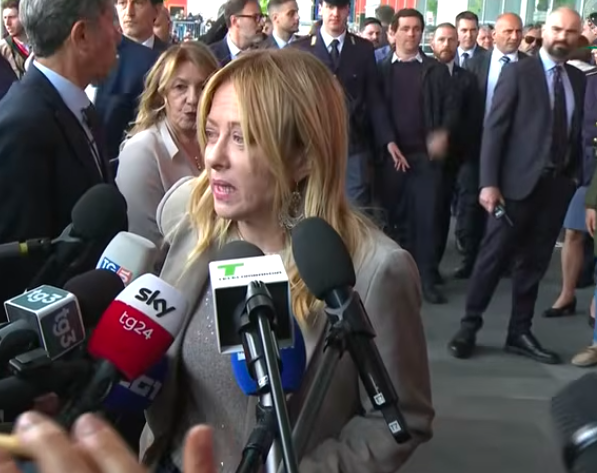 MELONI SU HORMUZ E INCENTIVI PER AVVOCATI COINVOLTI IN RIMPATRI