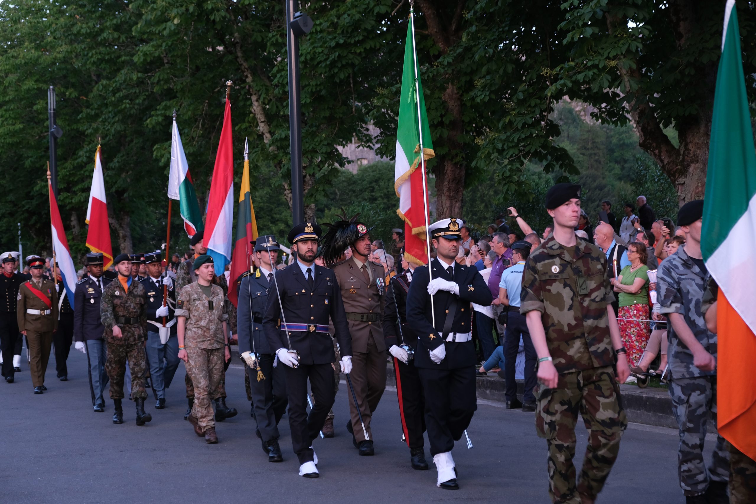 MILITARI DA TUTTO IL MONDO OGGI A LOURDES. NOTA DELL’ORDINARIO MILITARE PER L’ITALIA