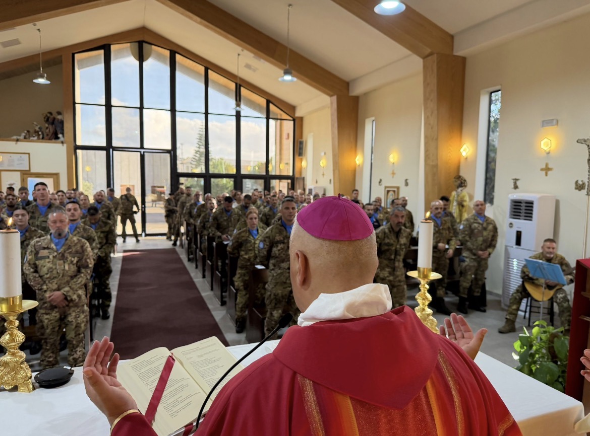 L’ORDINARIO MILITARE IN VISITA AL CONTINGENTE ITALIANO IN LIBANO